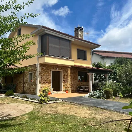 Vivienda Turistica Os Galegos En Palas De Rey Palas de Rei Exterior photo